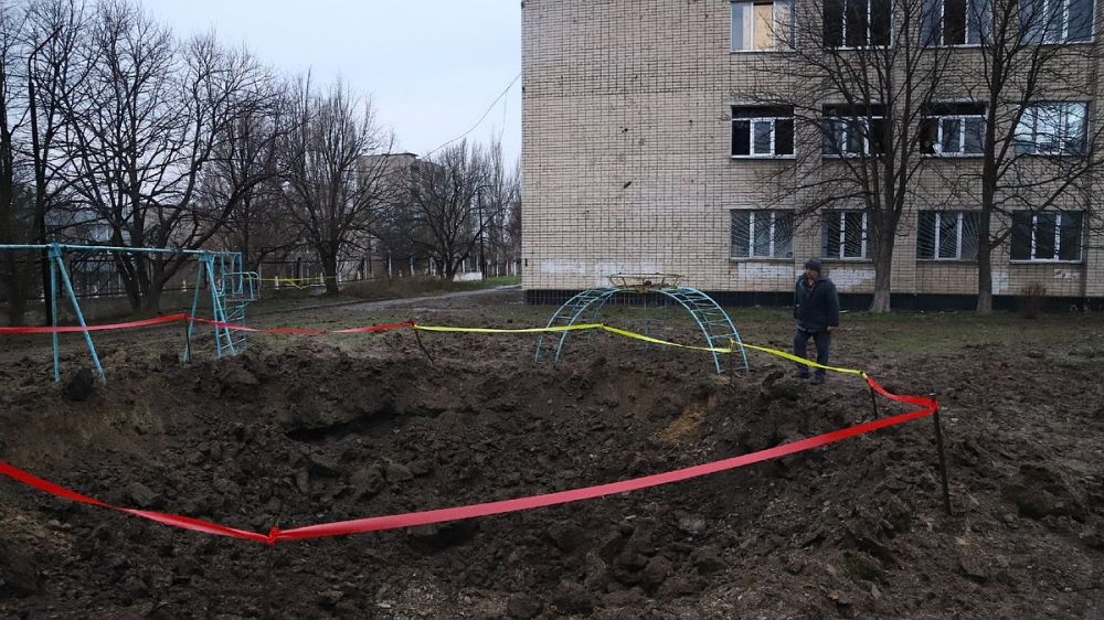 Украинские боевики нанесли удар из американская РСЗО «Хаймарс» по Зугрэсу