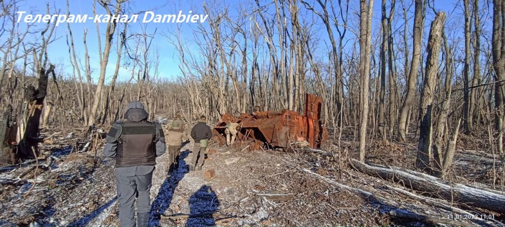 Чингис Дамбиев: Уничтоженный в районе н.п. Богородичное Донецкой Народной Республики БТР-80 украинской армии