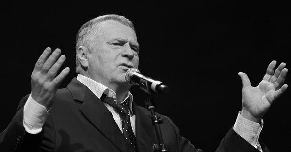 Донецкие партийцы почтили память Жириновского на его могиле в Москве, а в Донецке прошла панихида