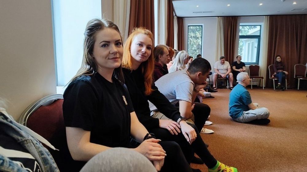 Донецкий театр кукол подготовил концерт для взрослых «Под звуки канонады»