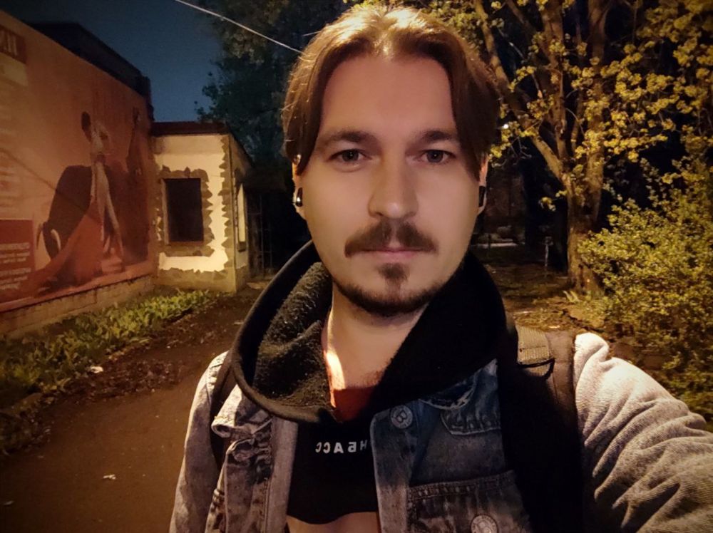 Денис Григорюк: Как бы хорошо ни было в гостях, где тепло, солнечно и мирно, но возвращаться домой я люблю больше всего