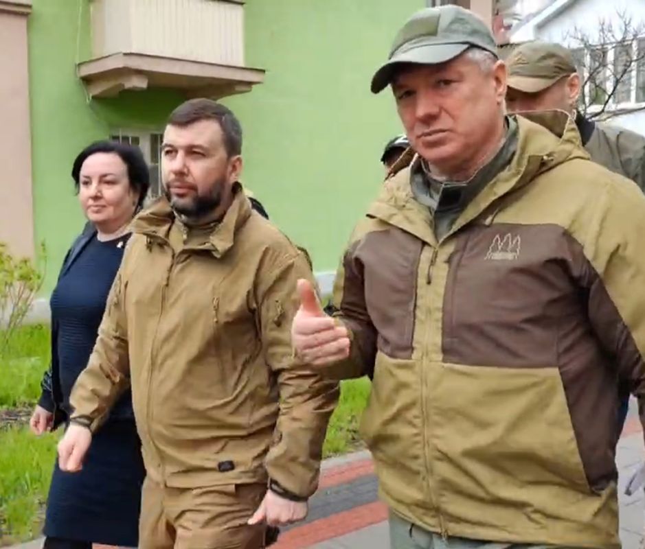 Марат Хуснуллин и Денис Пушилин посетили Харцызск с рабочим визитом