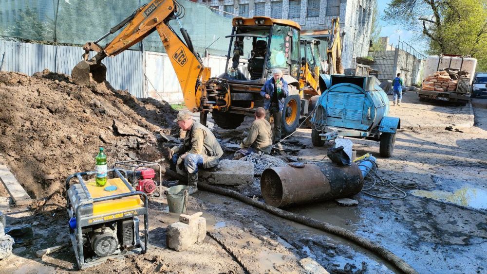 ������� ������: ������������ ��� ��� "���� ��������" ������� ������ �� ���������� ��������� �������� �� �������� ����������� ������������� �=400�� �� ��. ��������