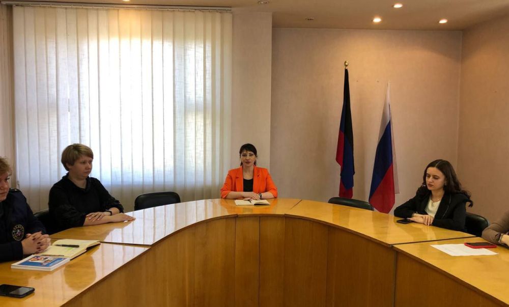 �������, 27 ������, ����� ������������� ���������� ������ �. ������� ������� ��������� ��������� � ��������������� ��� � ������� ������� �������� �����, ����������� � ������� ��������� ���������������