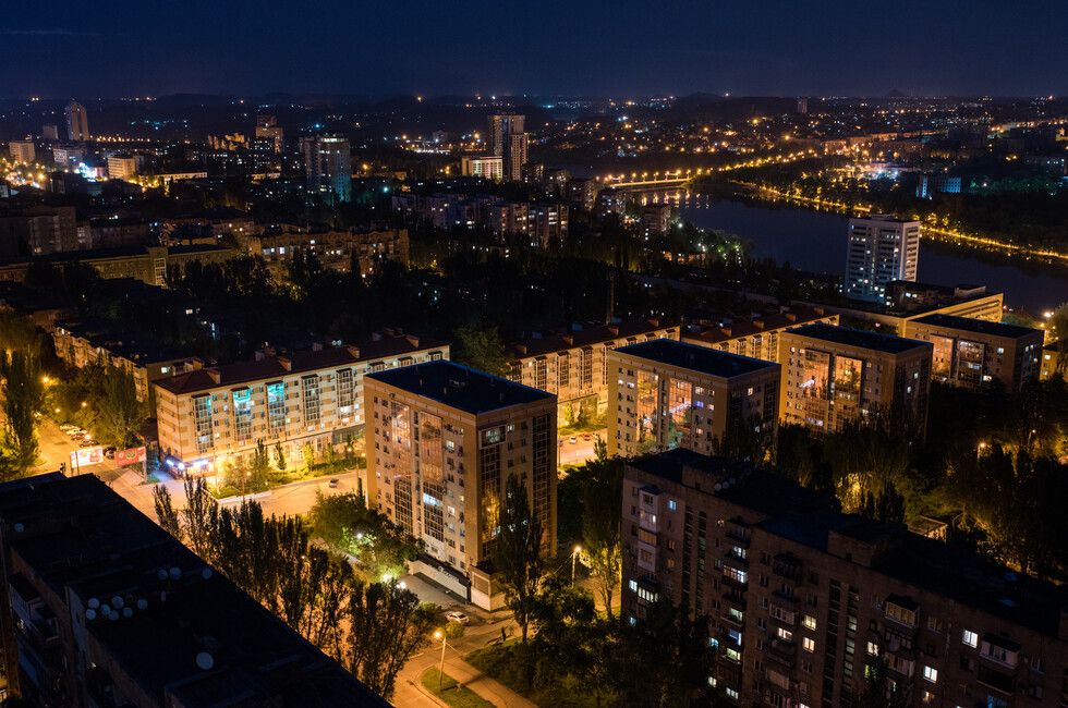 Веерный обстрел центра Донецка, статус ветерана боевых действий, запрет вейпов. Новости пятницы