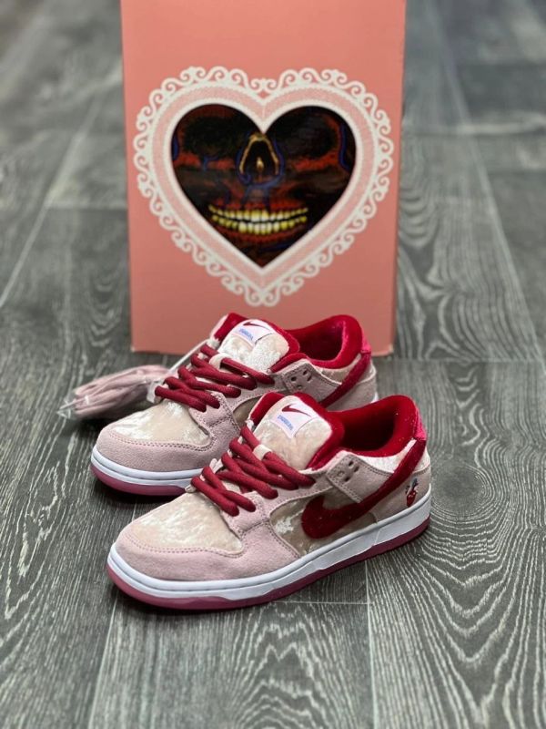 NEKE SB STRANGELOVE 2023