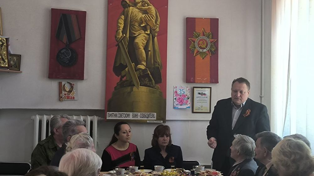 Традиционно накануне Дня Победы встречала гостей ветеранская организация Киевского района города Донецка во главе с Дробышевой Валентиной Алексеевной