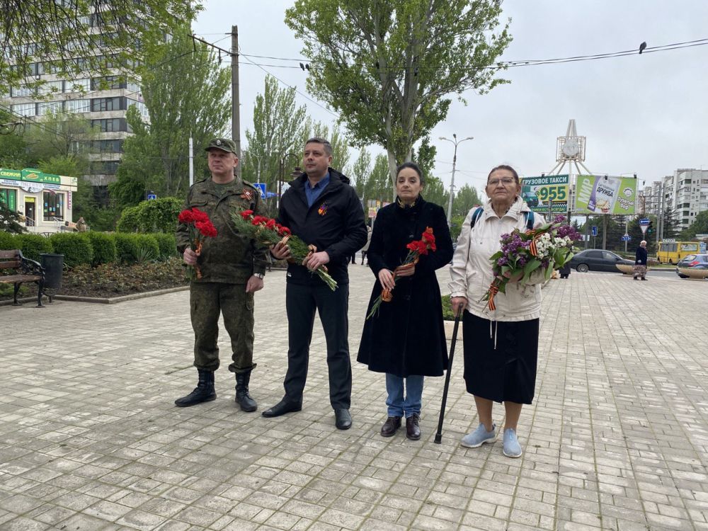 ������� ������: ���������� ������ � ��������� �. �. ��������� � ����� ��� ������