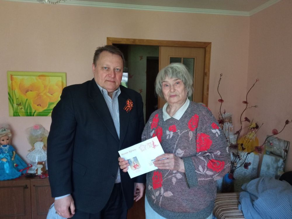 В Киевском районе города Донецка продолжается чествование бывших узников фашистских концлагерей и ветеранов ВОВ тружеников трудового фронта