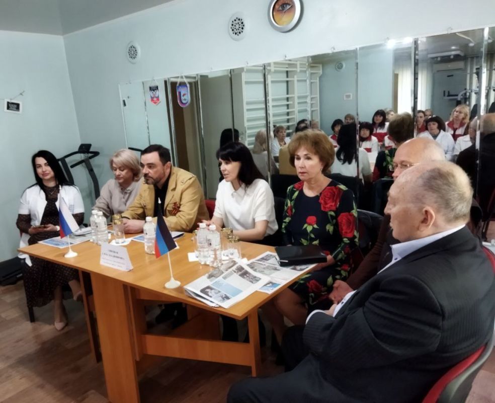 ������� ������: �������, 16 ���, � ����������� ������ ������� ������ ������� �������������� ������������� ������ � �������� ����������� ��������� ��������-������������� ��������� ������������ ������ ������ �������