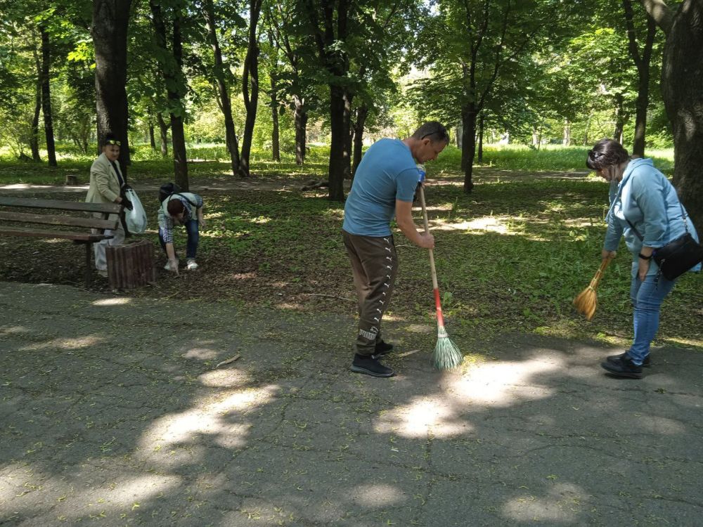 ������� ������: � �������, 18 ���, � ������ ���������� ����� ������� ������� ������ �����������, ���������� ������������ ������ �. ������� ������������ ������ � ��������� ������� � ������