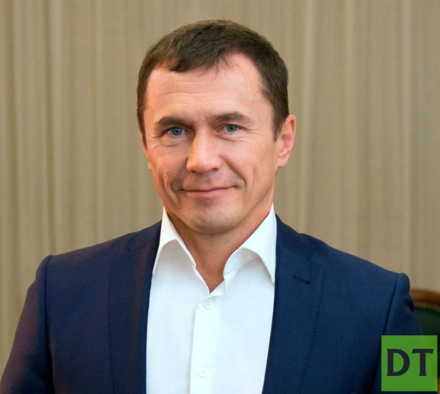 Врио главы ДНР Денис Пушилин своим указом №164 от 17 мая 2023 года назначил Бердникова Дмитрия Викторовича заместителем Председателя Правительства Донецкой Народной Республики