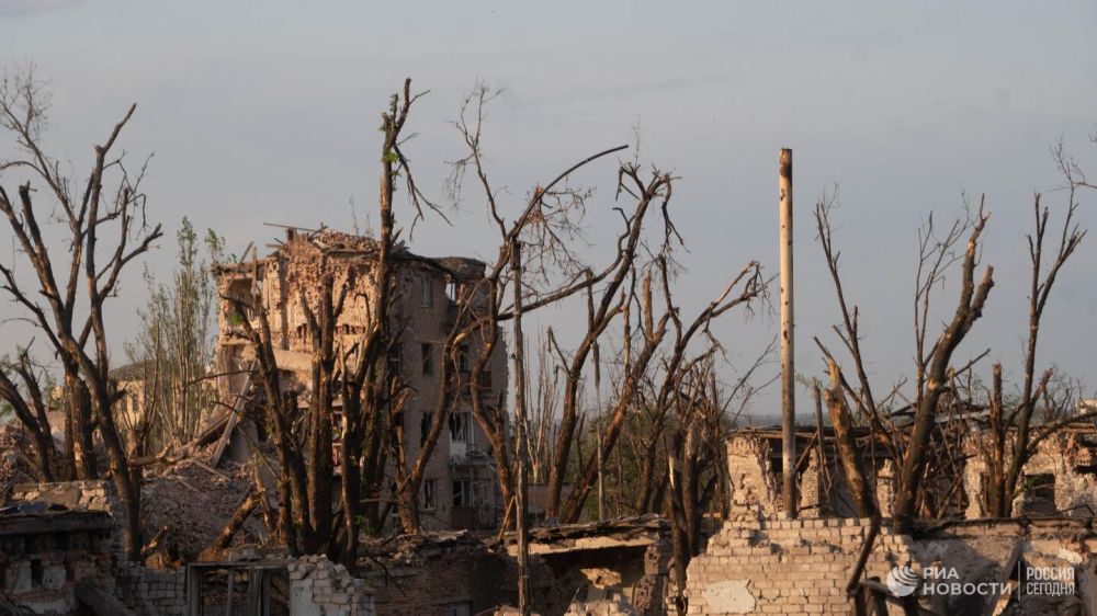 В Донецке пообещали отстроить заново и возродить Артемовск