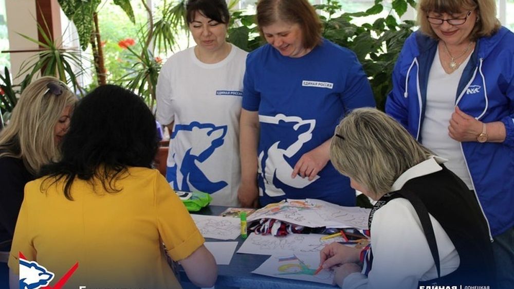 Очный этап Предварительного голосования «Единой России» проходит в ДНР