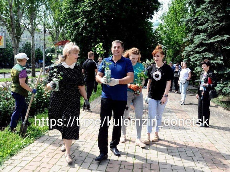 В Донецке прошла акция “Городская среда”