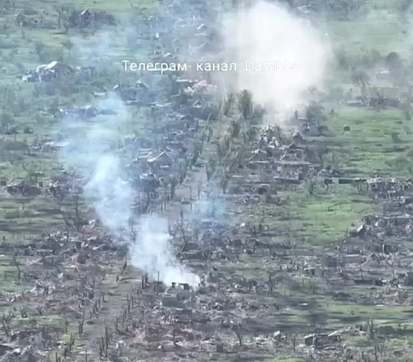 Чингис Дамбиев: Артиллерийский удар ВС РФ по позициям 79-й десантно-штурмовой бригады ВСУ в Марьинке на Донецком направлении
