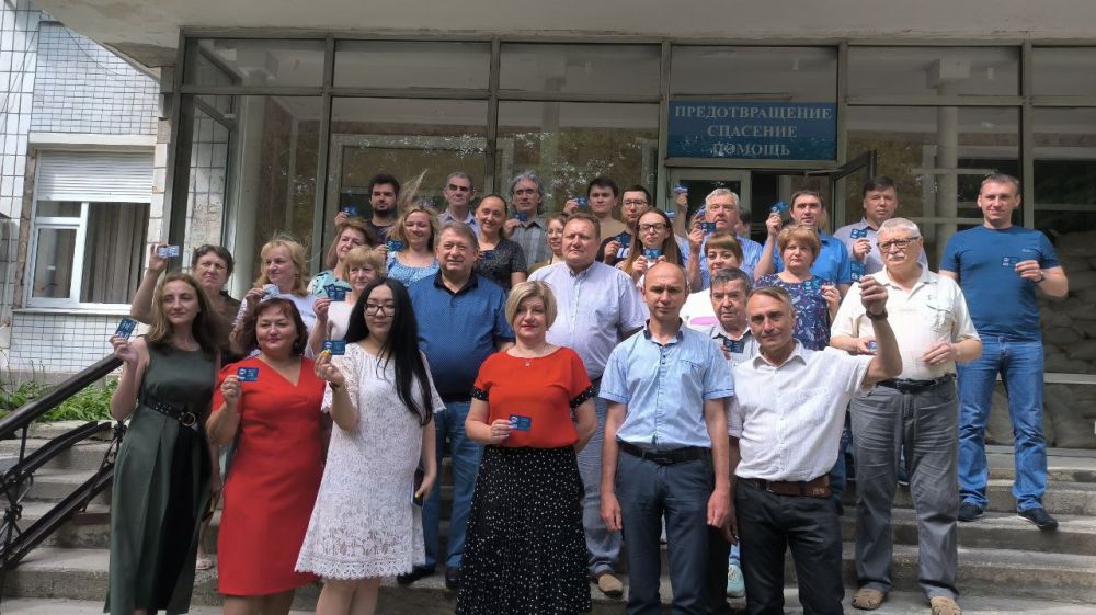 На более 40 единороссов увеличились ряды Всероссийской политической партии «Единая Россия» в Киевском районе г. Донецка