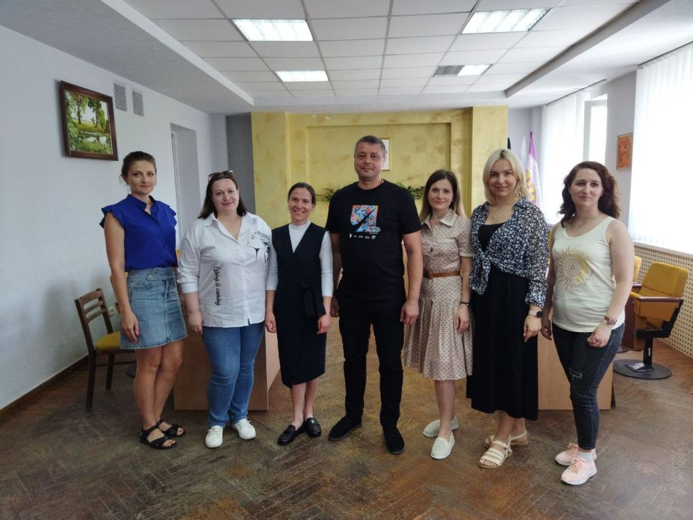 Василий Ткачук: Сегодня, 19 июня, встретился с советниками директоров школ района по воспитанию и взаимодействию с общественными объединениями