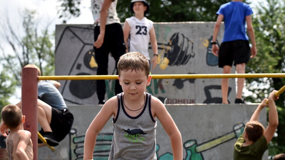 До 2025 года в ДНР оборудуют 20 спортивных площадок