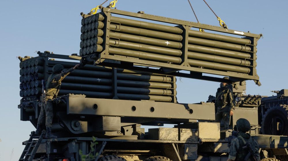 Военный эксперт рассказал, как Россия перебила все машины ВСУ, с помощью которых они вывозили танки