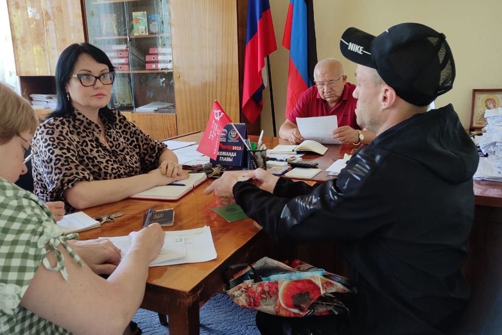 Наталья Бегуненко: В администрации Петровского района прошёл еженедельный приём жителей района