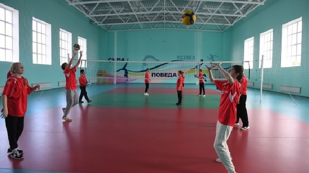 В ДНР за счет федерального бюджета восстановят 12 спортивных сооружений, поврежденных обстрелами