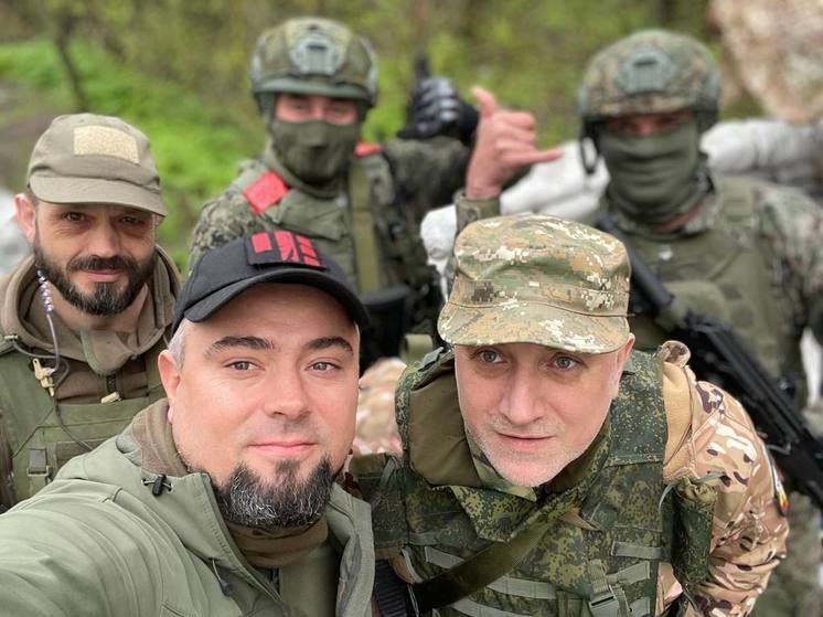 Писатель и солдат Захар Прилепин пригласил нижегородцев в центр набора добровольцев