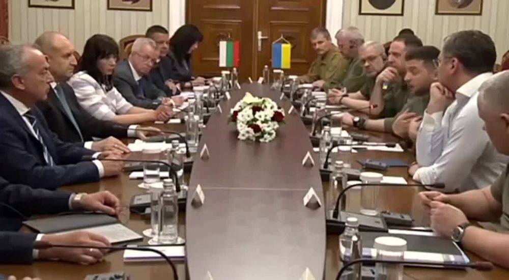 Фейк: Россияне заминировали Запорожскую атомную станцию