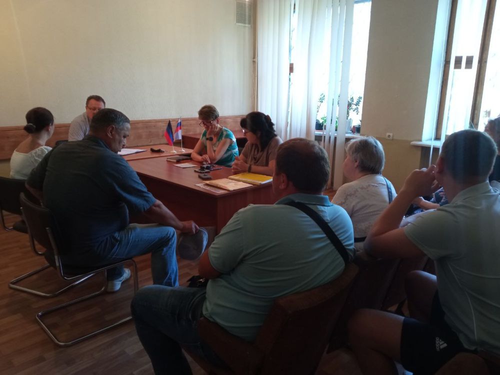 В администрации Киевского района г. Донецка, прошел личный прием главы администрации Киевского района г. Донецка - Валентина Левченко