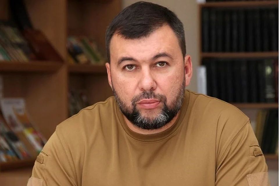 Денис Пушилин проверил цены на лекарства в одной из аптек Донецка