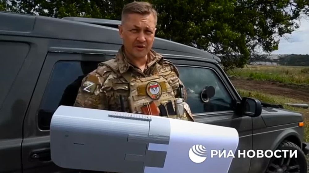 Оружие против беспилотников показали в ДНР, разработанная местными волонтерами "дронобойка" прошла уже второй этап испытаний, сообщил РИА Новости советник врио главы региона Ян Гагин