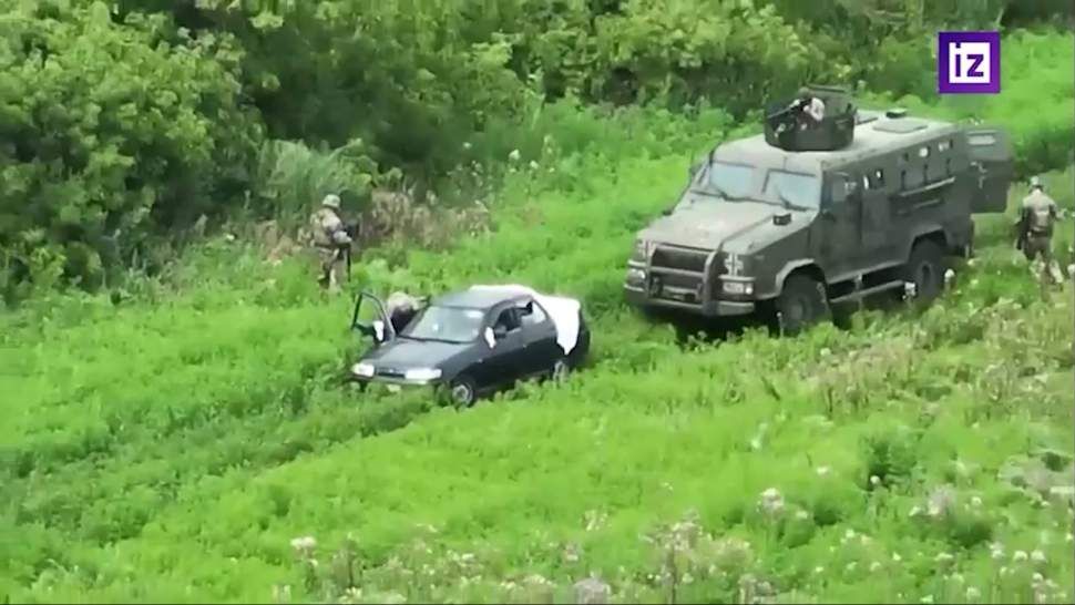 Диверсанты ВСУ обстреляли машину с мирными жителями в ДНР