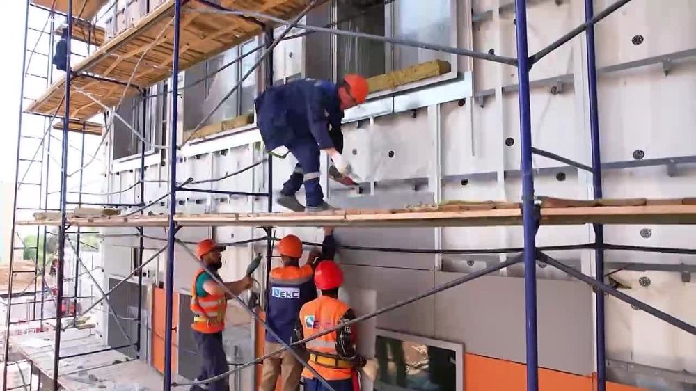 Марат Хуснуллин: Один из самых масштабных обьектов в ДНР- это перинатальный центр в Донецке