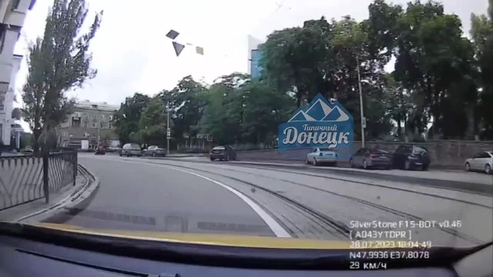 Андрей Филатов: Донецкие автоледи и какая то херня взрывающаяся