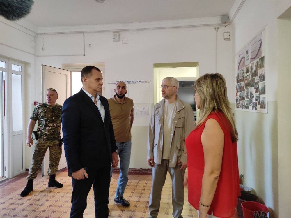 � �������, 4 �������, ����������� ������������ ��������� ������ ������ ���������� � ������� ��������������� ���� ����� ������ �������� � ������� ������� � ��������, ��� �������� ��������������� ����� � ������� �������� ���� �������