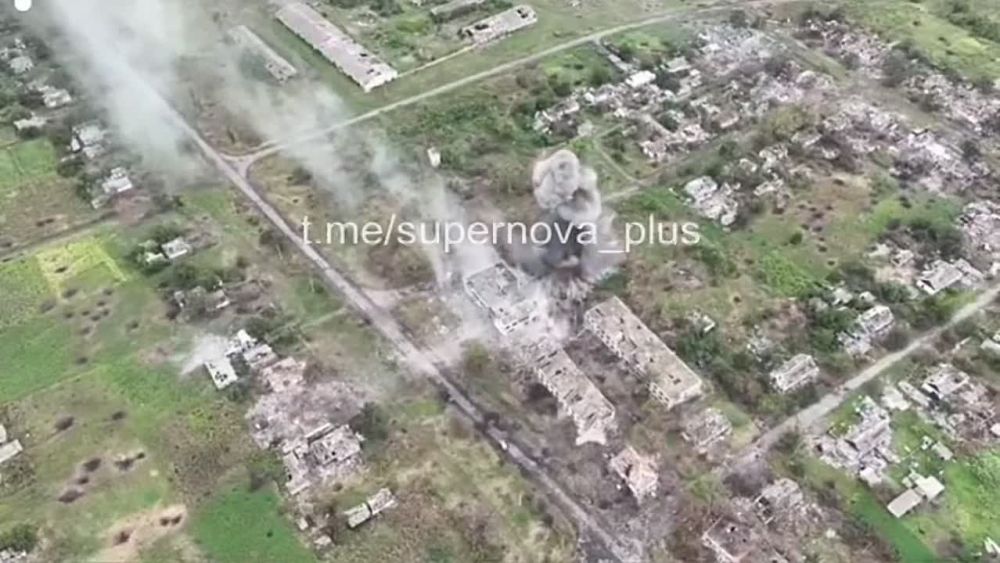 Евгений Лисицын: Украинские боевики активизировались на Южно-Донецком направлении и применяют мощнейшее НАТОвское вооружение