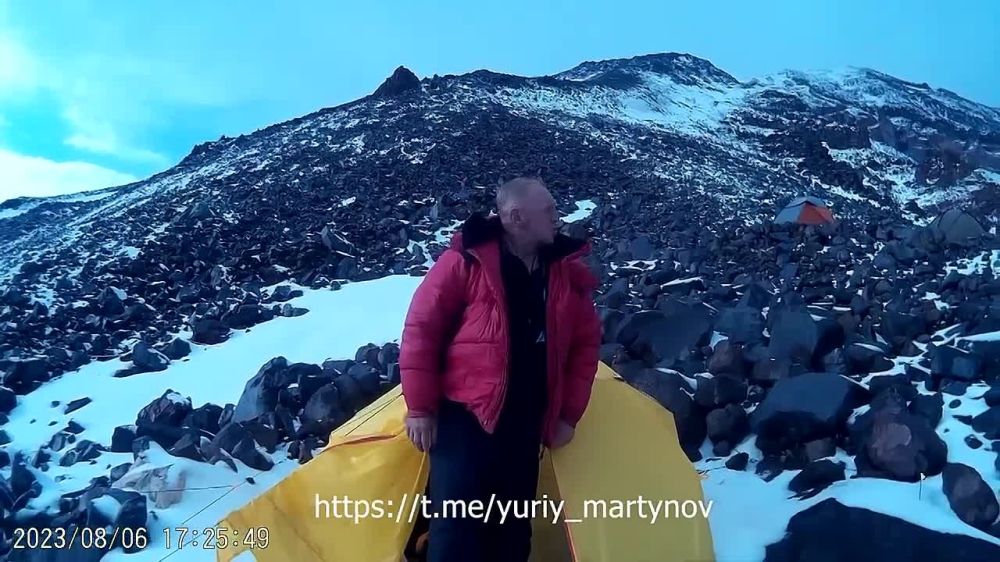 Юрий Мартынов: «Молнии шарашат, но мы не сдаемся!»