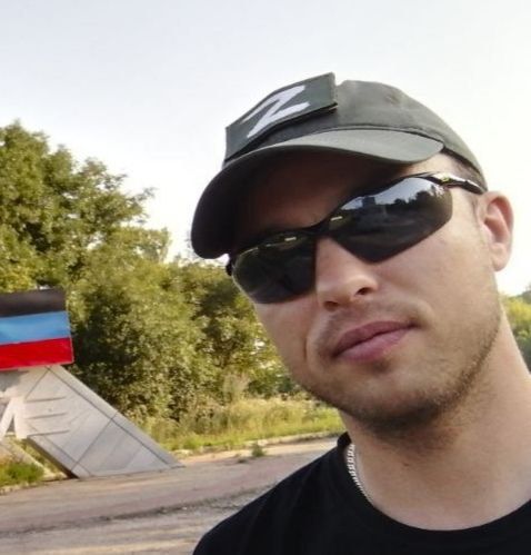 Едва ли мне стоит выступать адвокатом своего романа «Санькя», помещенного в школьную программу, но я всё равно посмеялся возникшей дискуссии: