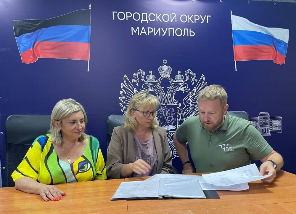 Александр Малькевич совершил плановый объезд избирательных комиссий Мариуполя