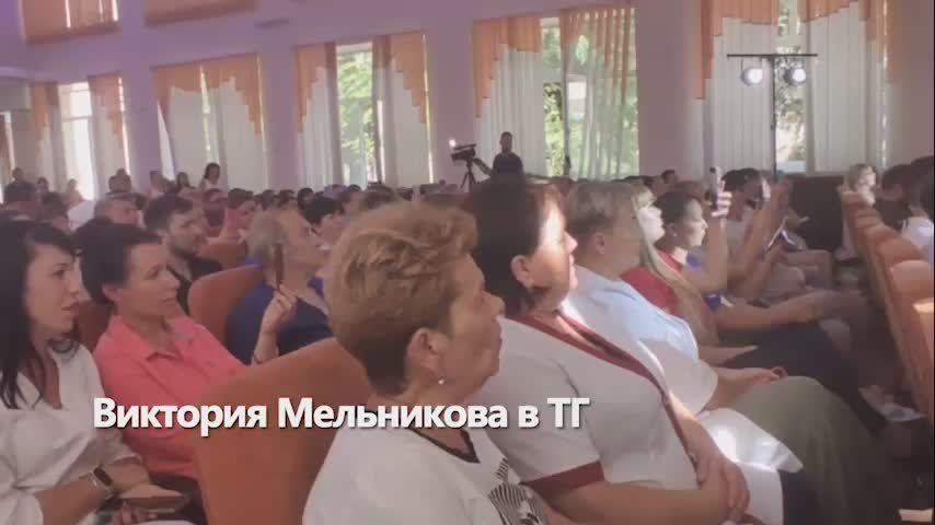 Виктория Мельникова: Григорий Лепс в Донецке. Заслуженный артист России Григорий Лепс выступил перед пациентами и медиками...