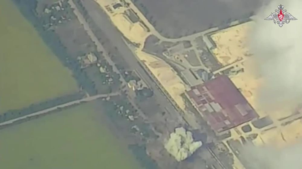 Евгений Лисицын: Ракетным ударом ВКС РФ уничтожен воинский эшелон ВСУ на Донецком направлении