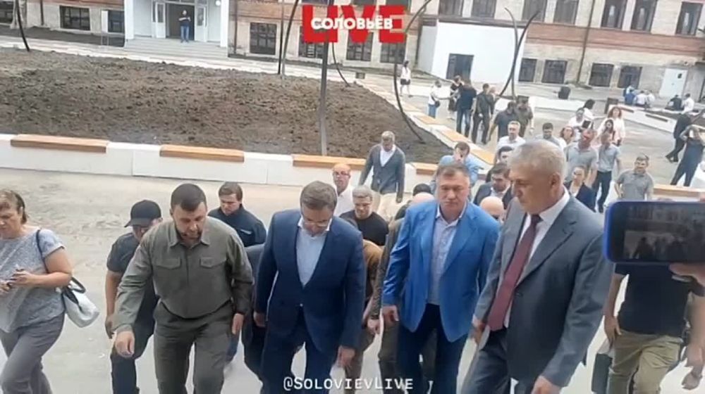 В Мариуполе открыли после реконструкции главный вуз города