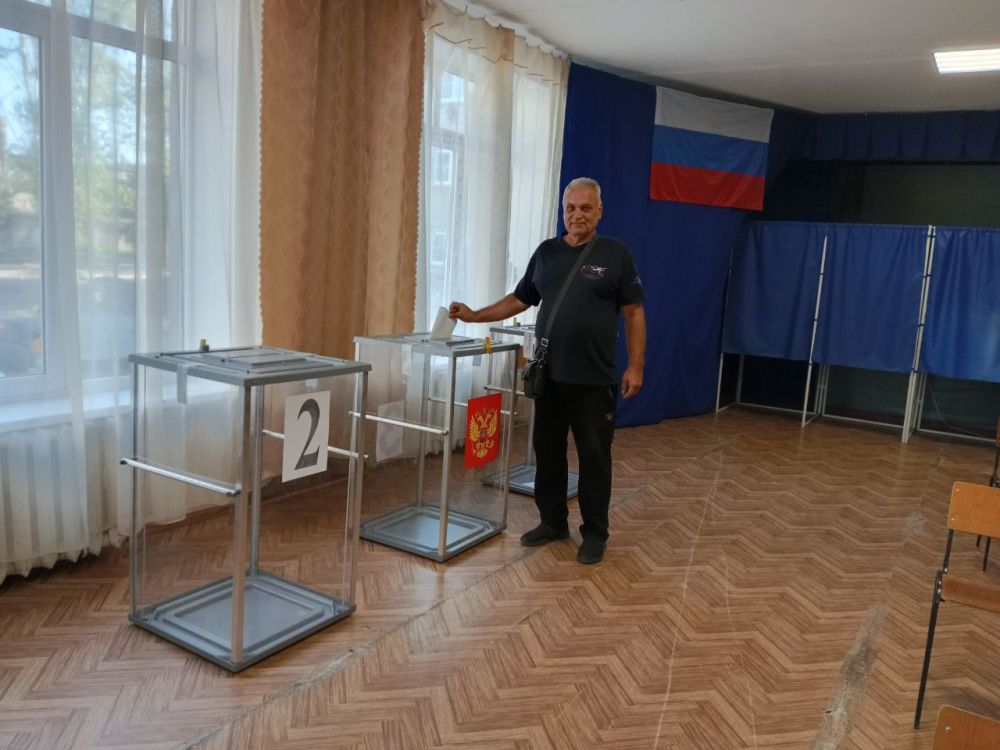 Василий Ткачук: Жители Калининского района города Донецка уже делают свой выбор!