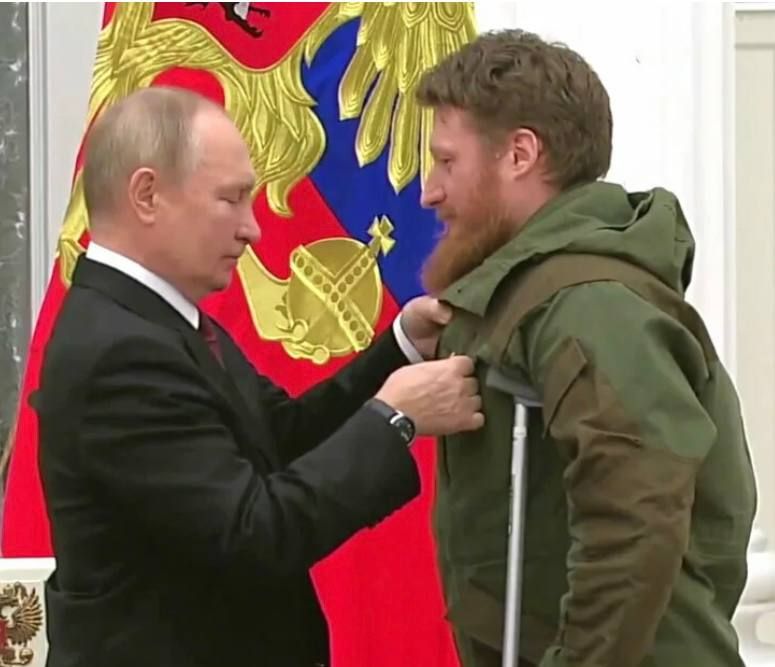 Захар Прилепин: Семен Пегов - героический военкор и замечательный, оригинальный, исключительно со своим голосом поэт нынче, говорят, родился