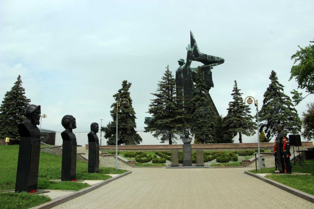 Совсем недавно наша Республика отметила великую дату - 80-летие освобождения Донбасса от немецко-фашистских захватчиков