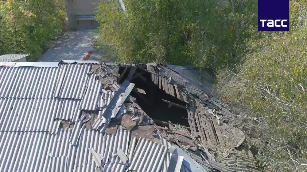 Вооруженные силы Украины пять раз за 20 минут обстреляли Кировский район Донецка, свидетельствуют данные представительства ДНР в Совместном центре контроля и координации вопросов, связанных с военными преступлениями Украины