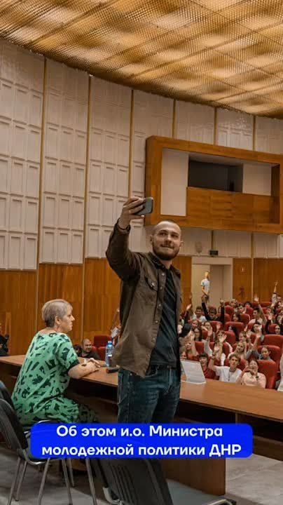 Скучали. А мы спешим к вам с новым выпуском нашего молодежного дайджеста Итоги «ИДЕЯфорума», встреча первокурсников с Кириллом Макаровым, помощь людям и работа со школьниками