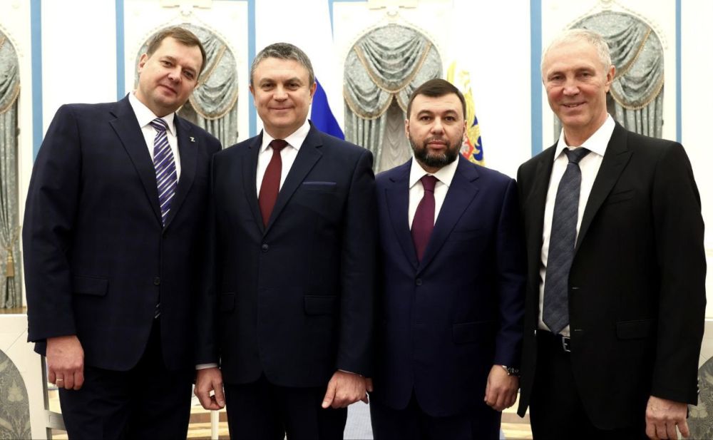 Аксёнов поздравил Пушилина, Пасечника, Балицкого и Сальдо с избранием на должности глав новых регионов РФ