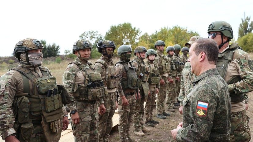 Медведев рассказал о подготовке личного состава на полигоне в ДНР