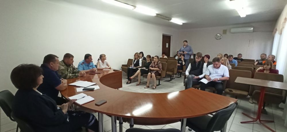 В администрации Киевского района г. Донецка, 27 сентября, состоялось очередное аппаратное совещание